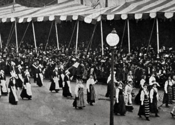 Women's suffrage marchers, 1913.
