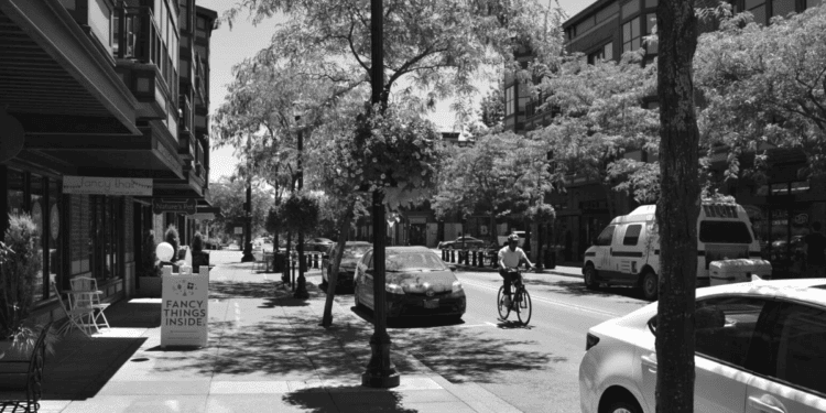 American Enterprise Institute: Report on walkable oriented districts