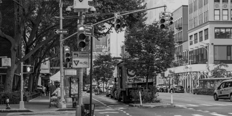 Stuck at a red light: Google’s Green Light initiative promises traffic flow relief